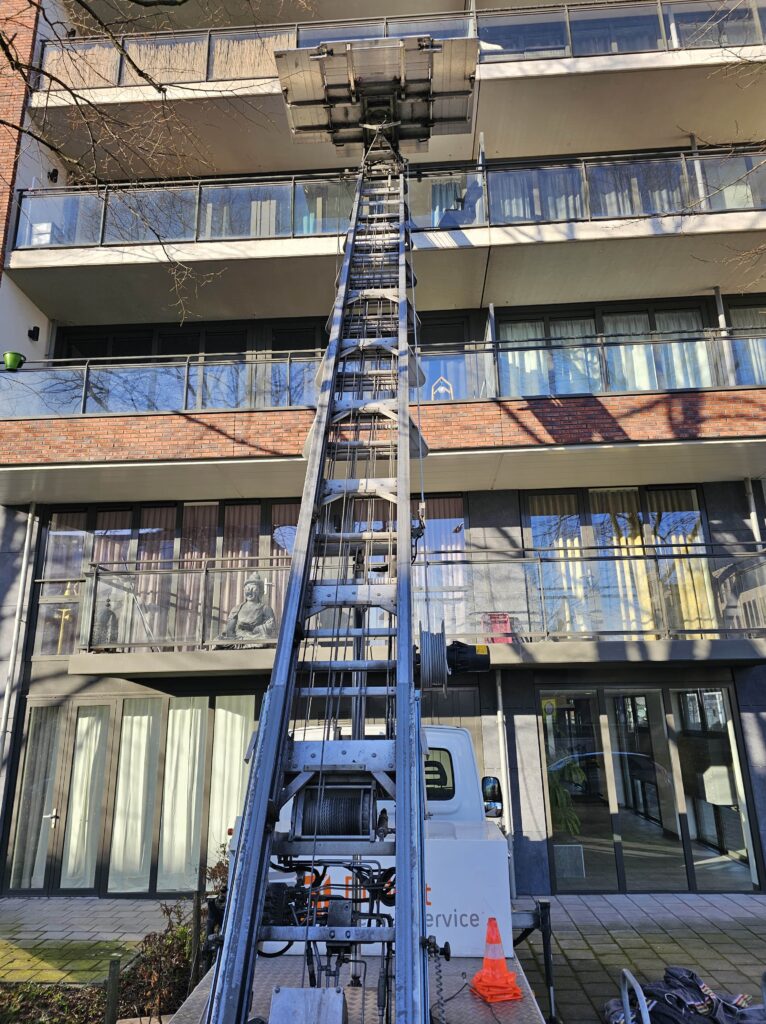 Verhuislift huren in Schiedam